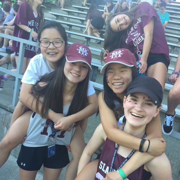 Meet your Posher, Chloe - Picture 1 of 1